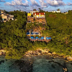 4* Hotel La Joya